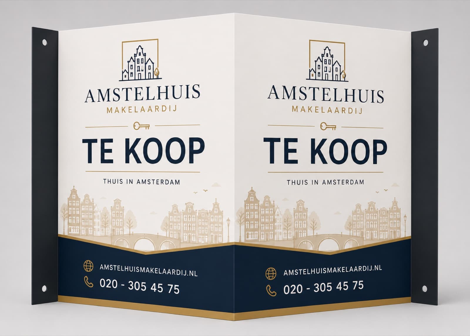 V-bord reclamebord — dubbelzijdig vouwbaar makelaarsbord van Amstelhuis Makelaardij